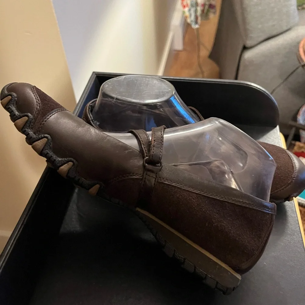 Skechers Brown leather Women's Shoes - Picture 6 of 9